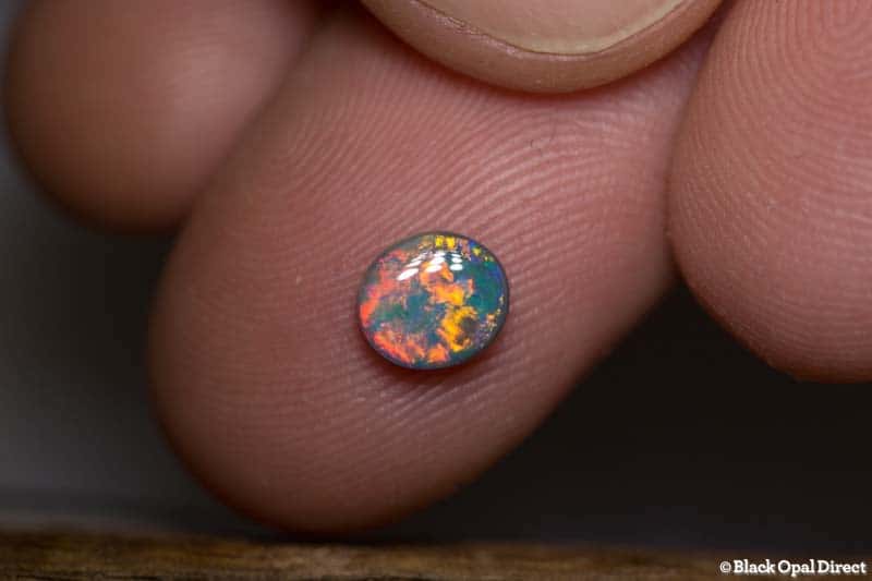 0.70 ct black opal gem 6.5x6x2.5mm - Image 5