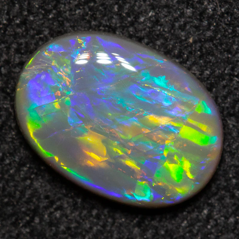 0.70 ct dark opal 8.1x5.8x2.1mm - Image 3