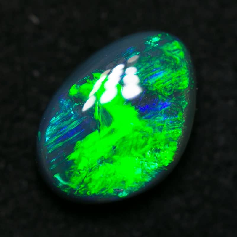 0.71 ct black opal 7x5x2.5mm - Image 2