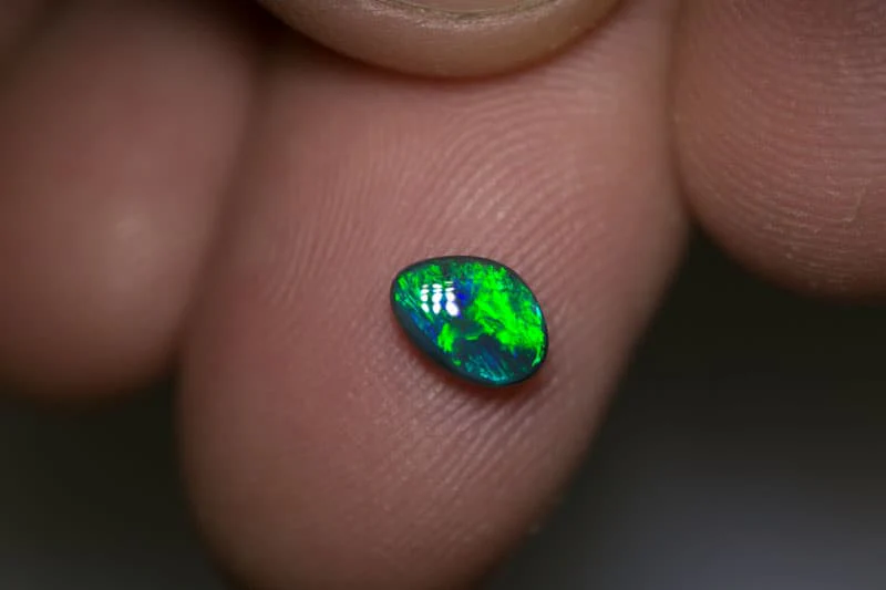 0.71 ct black opal 7x5x2.5mm - Image 3