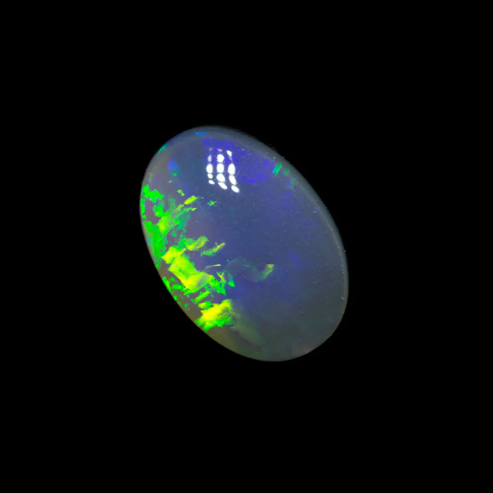 0.71 ct black opal 8.2x5.8x2.4mm - Image 2