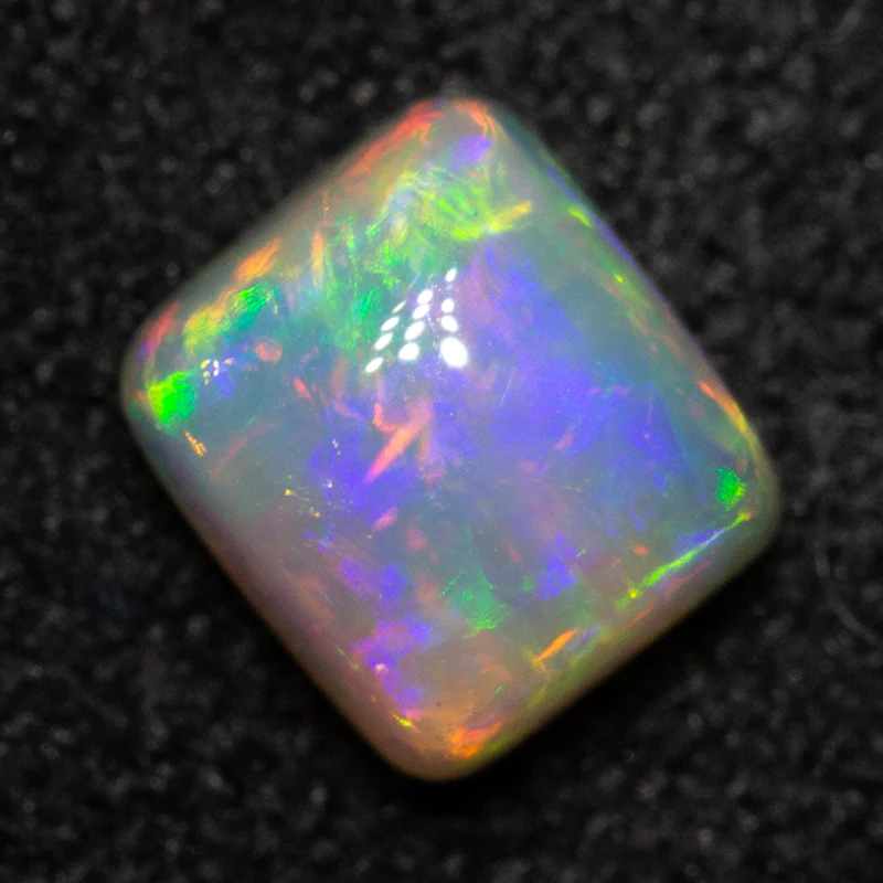 0.71 ct crystal opal 5.2x4.6x3.8mm - Image 3