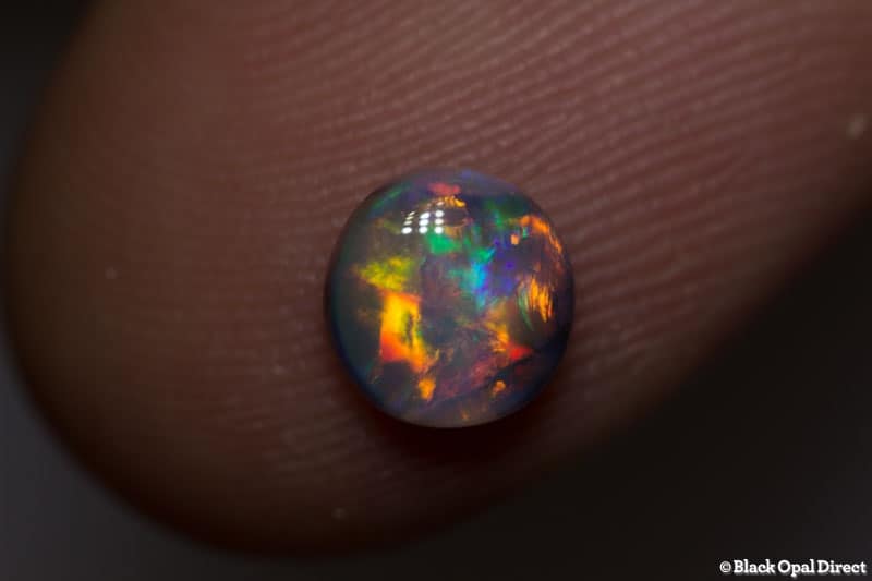 0.71 ct semi black opal 6x6.5x2.5mm - Image 2