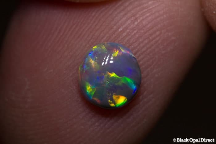 0.71 ct semi black opal 7x6.5x3.5mm - Image 3