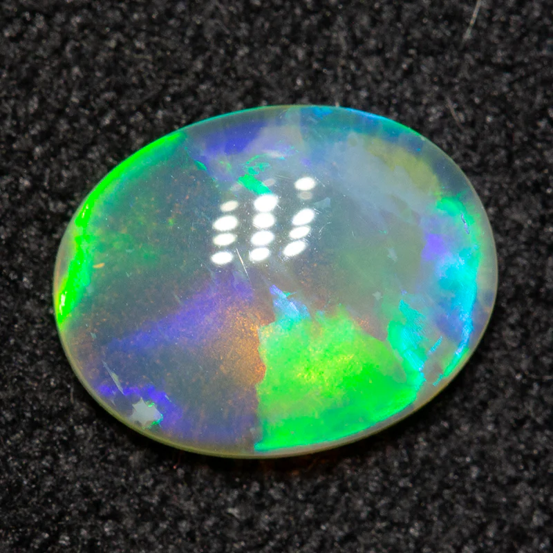 0.72 ct crystal opal 8x6.3x2.2mm - Image 2