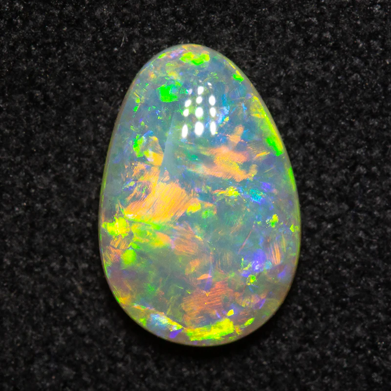0.73 ct crystal opal 8.6x5.8x2.5mm - Image 2