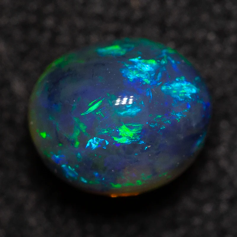 0.75 ct black crystal opal 5.5x4.8x4.7mm - Image 3