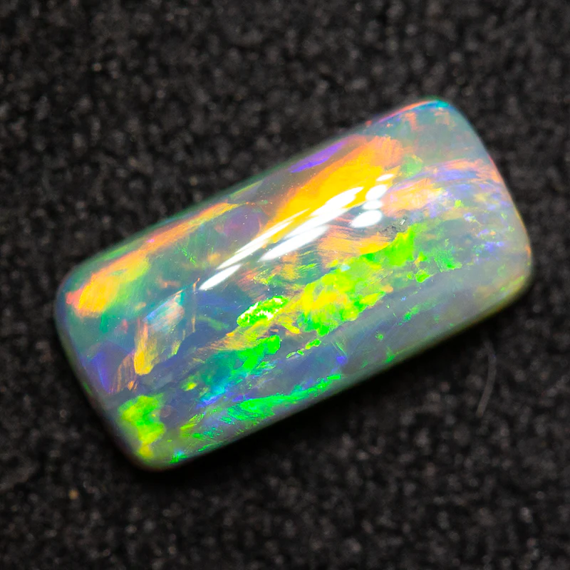 0.75 ct crystal opal 8.2x4.1x2.6mm - Image 3