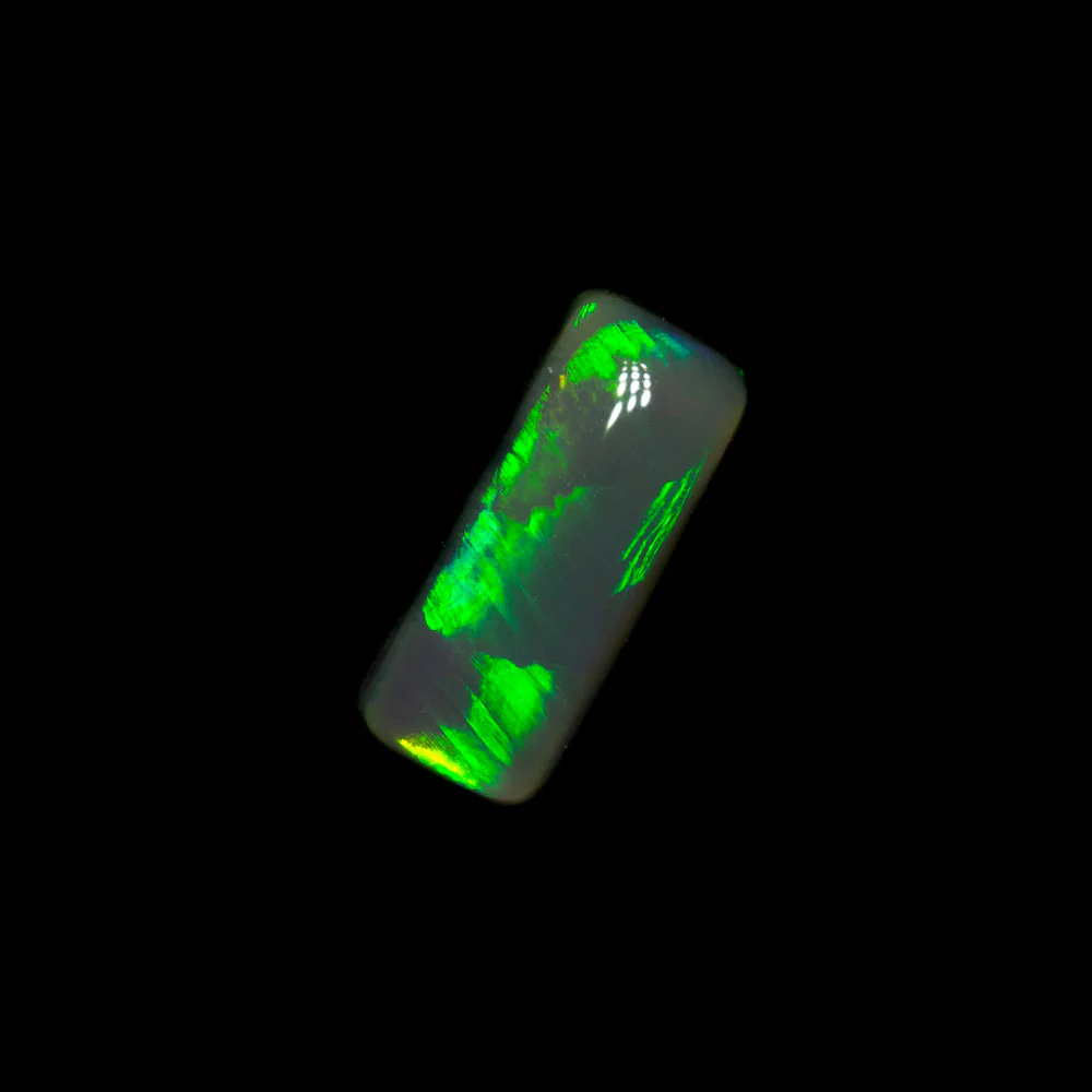 0.76 ct black crystal opal 8.3x3.6x2.9mm - Image 2