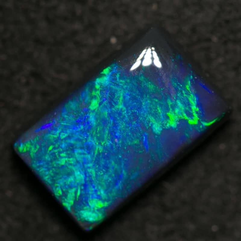 0.76 ct black opal pillow cut 7x4.5x2.5mm - Image 3
