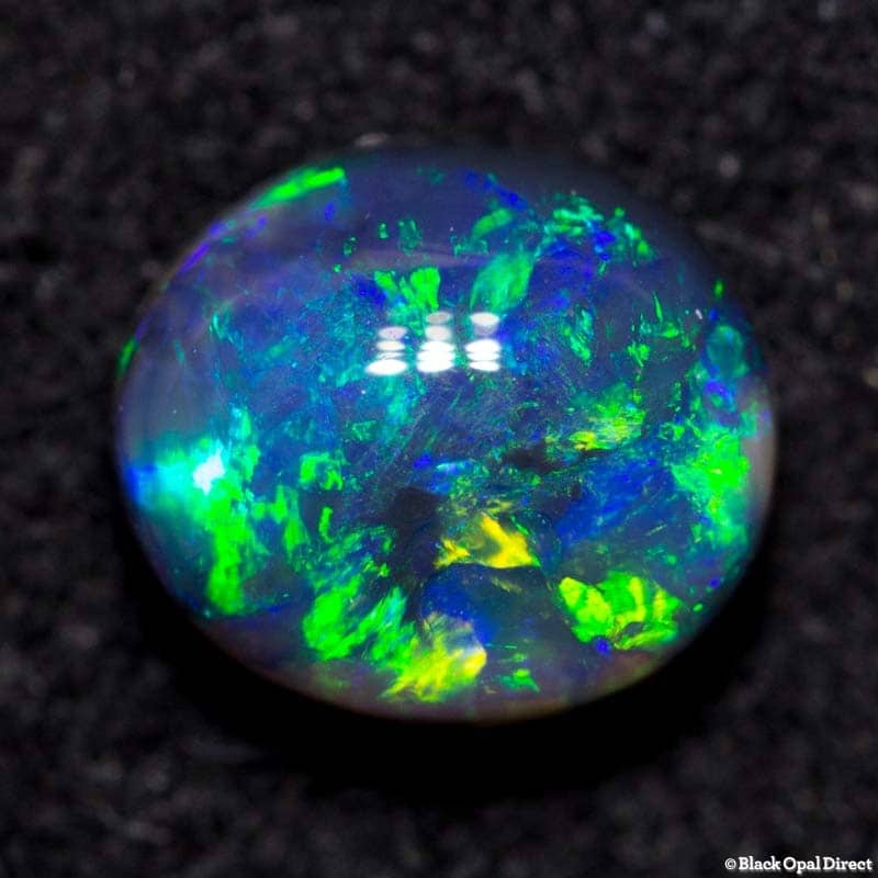 0.77 ct black opal 6x5x3mm - Image 3