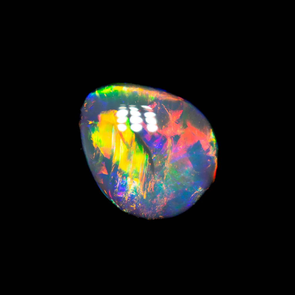 0.77 ct gem black opal 6.7x5.6x3.2mm - Image 2