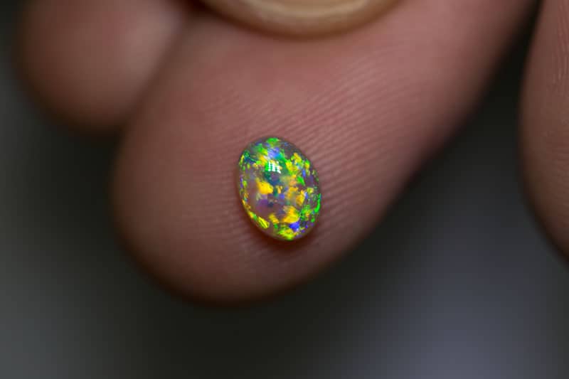 0.77 ct gem crystal opal 7x5x3mm - Image 3