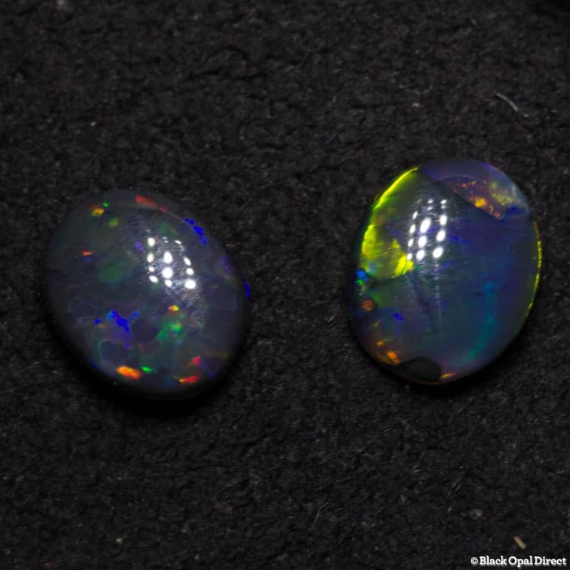 0.79 ct black opal pair 5x4x2mm - Image 5