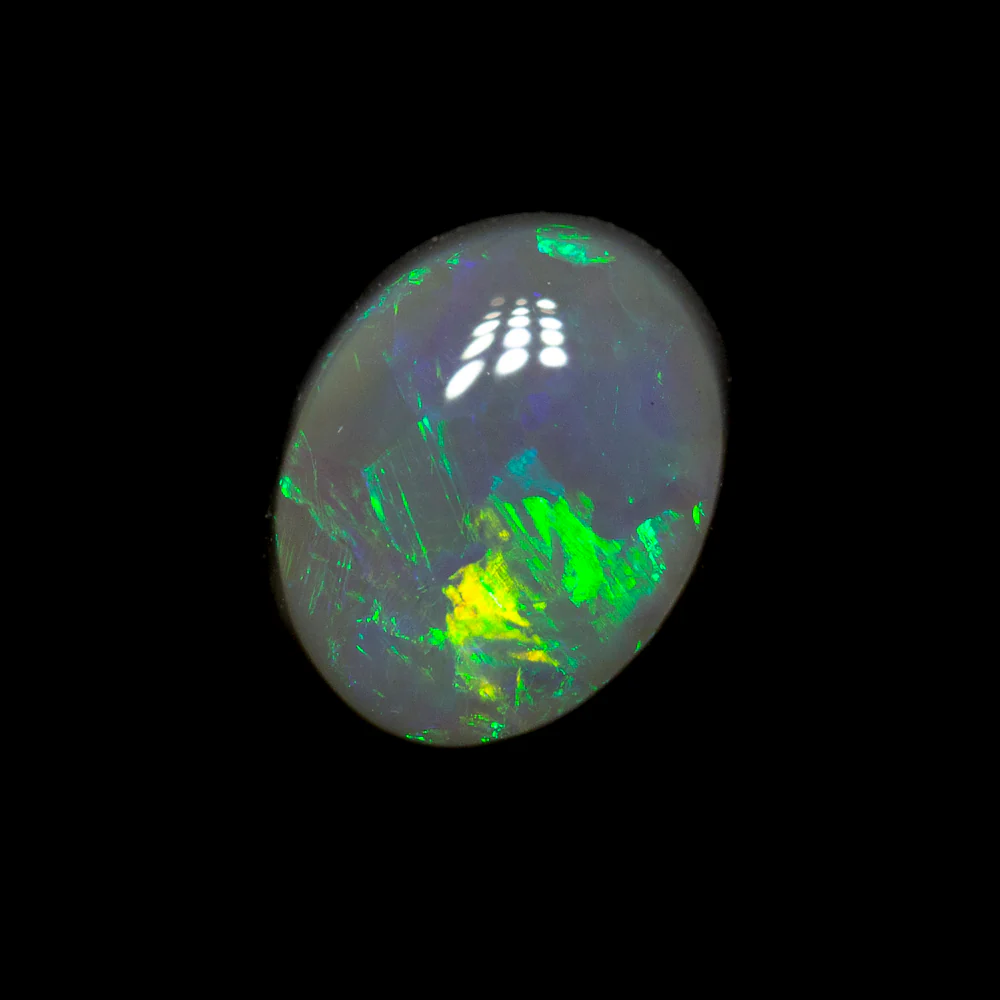 0.79 ct black opal 7.1x5.6x2.9mm - Image 2