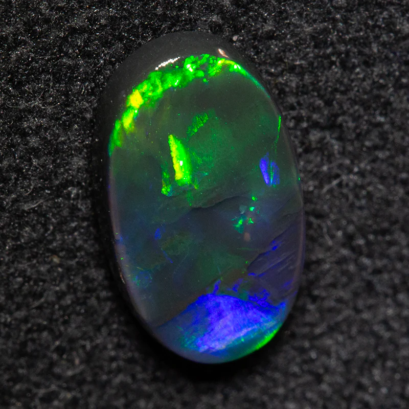 0.79 ct black opal 9x5.2x2.3mm - Image 3