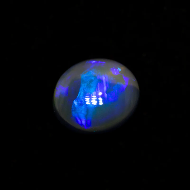 0.80 ct black opal 6.4x5.6x3.9mm - Image 2
