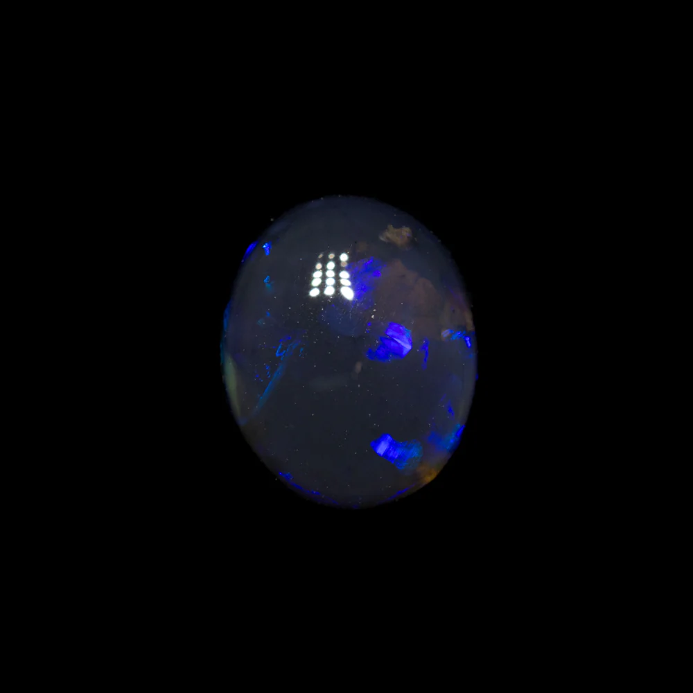 0.80 ct black opal 7x5.8x3.2mm - Image 2