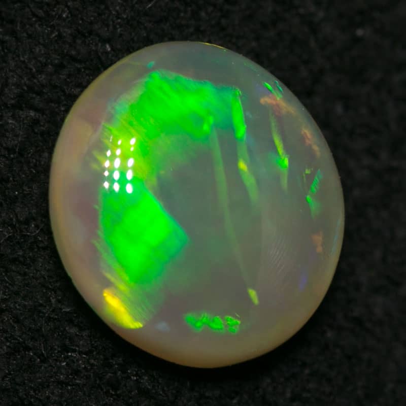 0.80 ct crystal opal 7x6x3mm - Image 2
