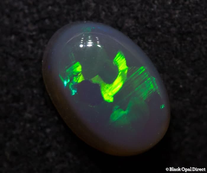 0.80 ct semi black opal 7x4x3mm - Image 3