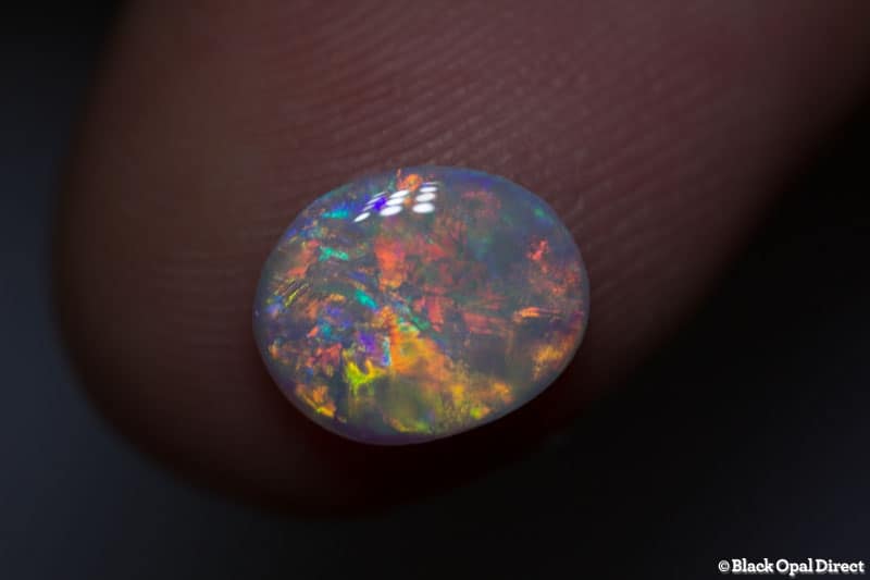0.80 ct white opal 9x7x2mm - Image 3