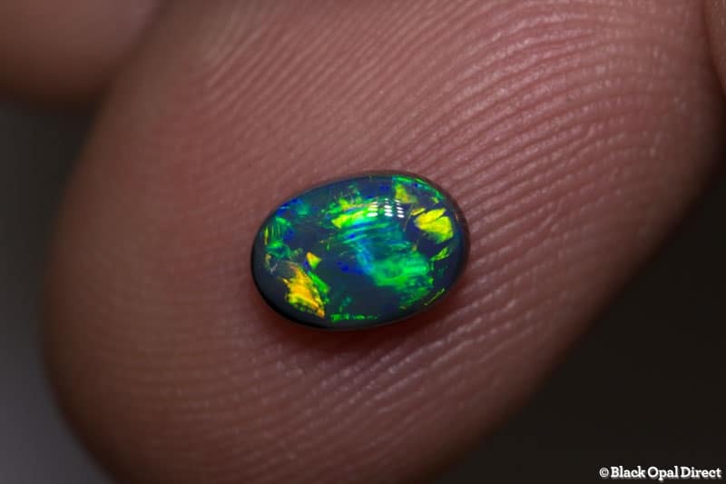 0.81 ct gem black opal 7x5x3mm - Image 2