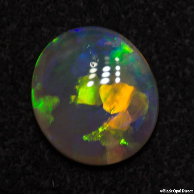 0.82 ct crystal opal 7.5x6.5x2mm - Image 3