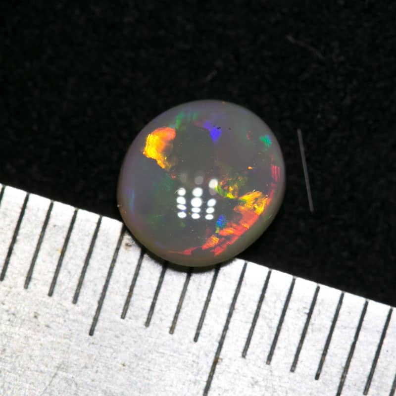 0.82 ct dark opal 6.5x5x2mm - Image 2
