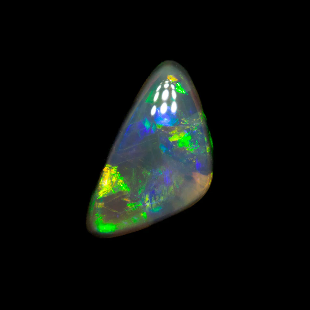 0.82 ct dark opal 8.6x4.9x3mm - Image 2