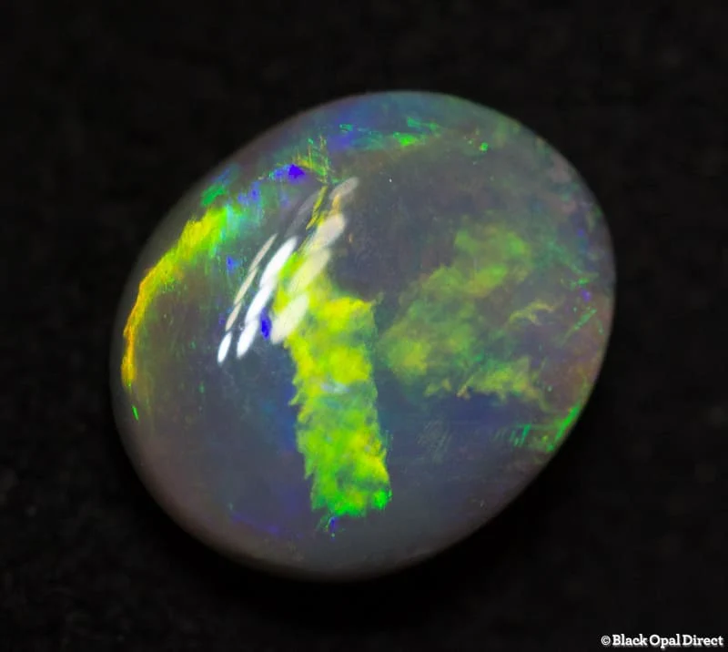 0.82 ct semi black opal 7x6x3mm - Image 3