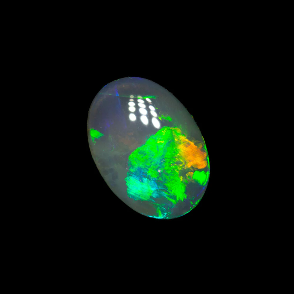 0.83 ct black crystal opal 9.2x6.6x2mm - Image 2
