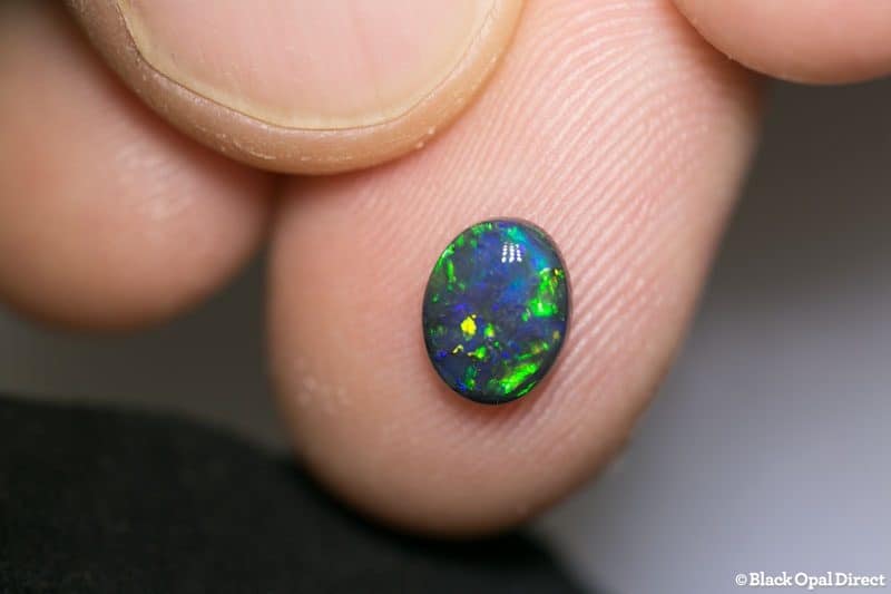 0.83 ct black opal 7.5x6x2mm - Image 3