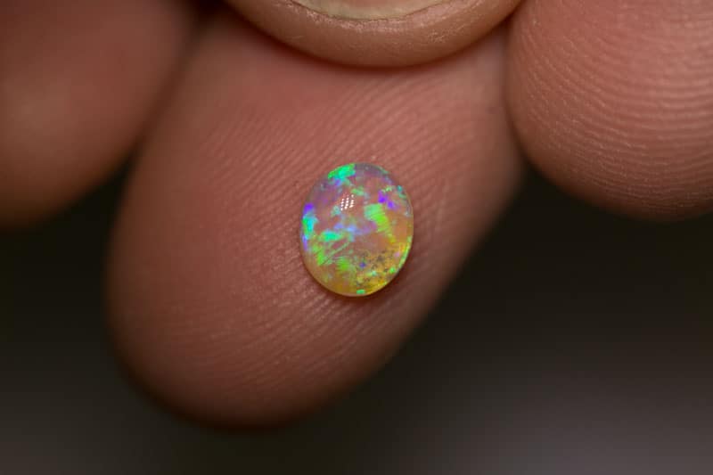 0.83 ct crystal opal 7x6x3mm - Image 3