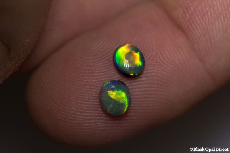 0.84 ct semi black opal pair 5x45mm - Image 2