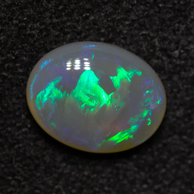 0.85 ct crystal opal 7.8x6.1x2.9mm - Image 2