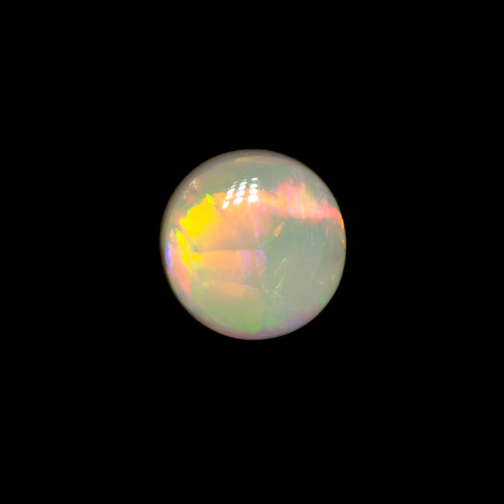 0.85 ct white opal 6.1x6x3.3mm - Image 2