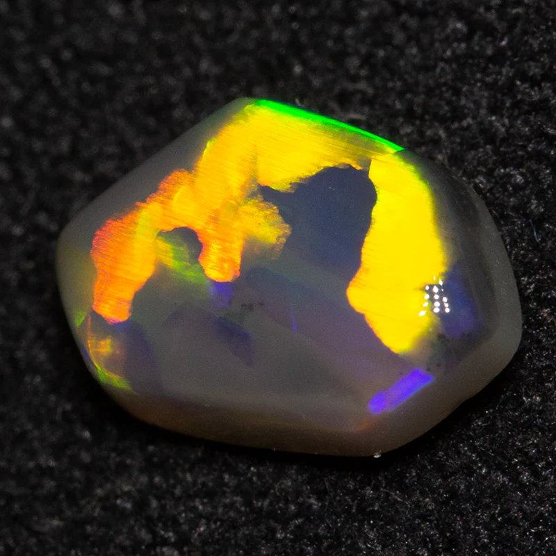 0.87 ct dark opal 8.1x5.5x2.8mm - Image 3