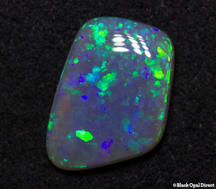 0.87 ct semi black opal 9x6x2mm - Image 2