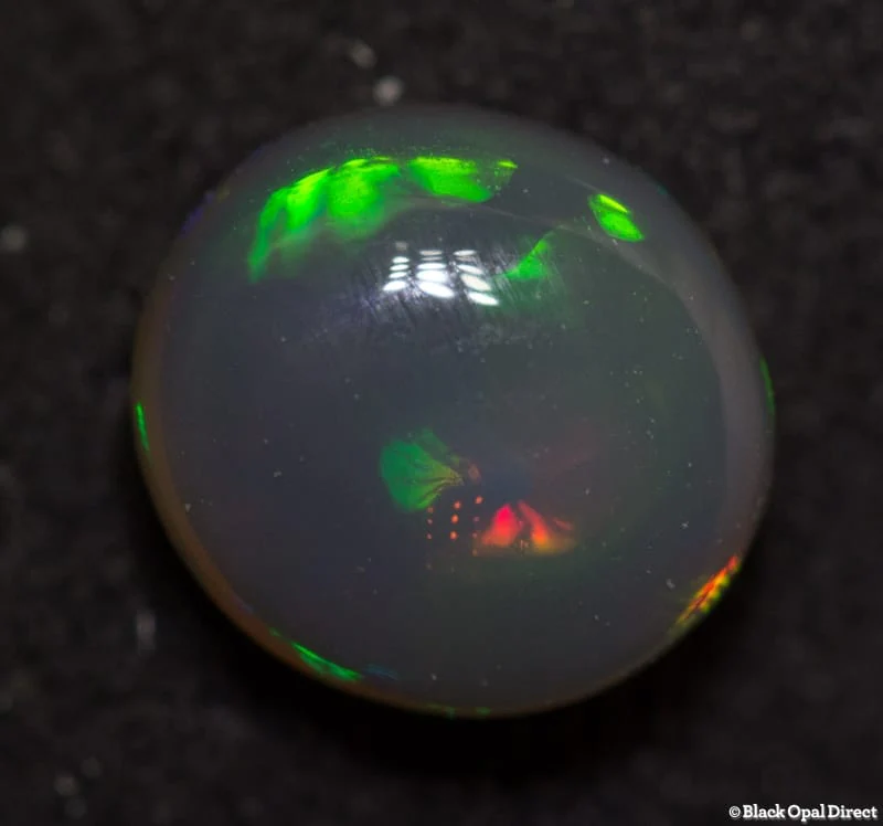 0.88 ct black crystal opal 6.5x6x3mm - Image 2
