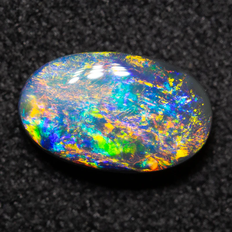 0.88 ct black opal 8.1x5x3.1mm - Image 4