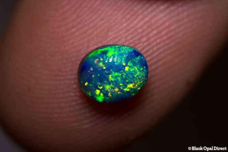 0.88 ct gem black opal 6.7x5.5x4mm - Image 2