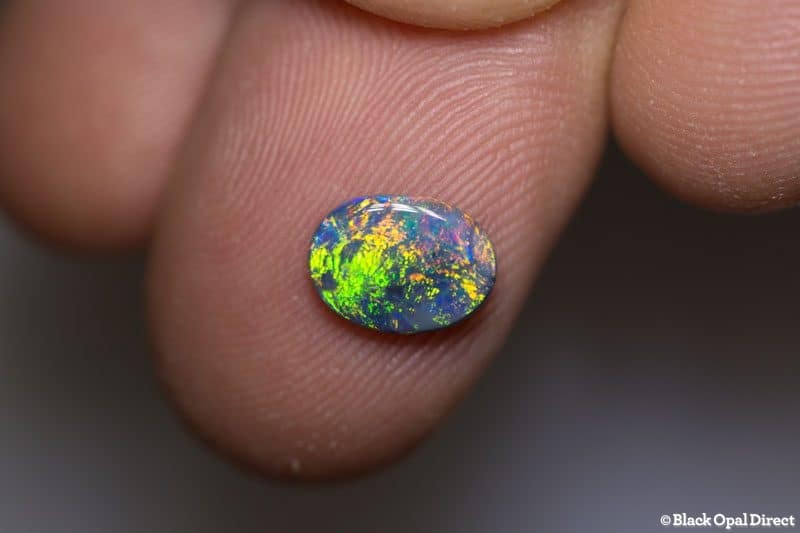 0.89 ct dark opal 8.5x6x2mm - Image 4