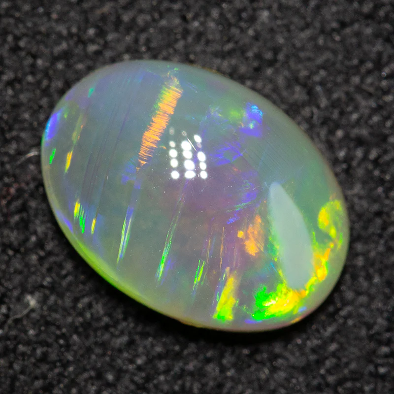 0.92 ct crystal opal 8.5x6.2x3.1mm - Image 3