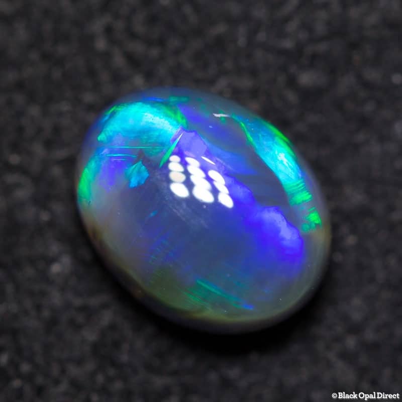 0.94 ct black crystal opal 7x5x4mm - Image 2