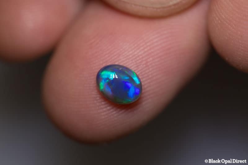 0.94 ct black crystal opal 7x5x4mm - Image 3