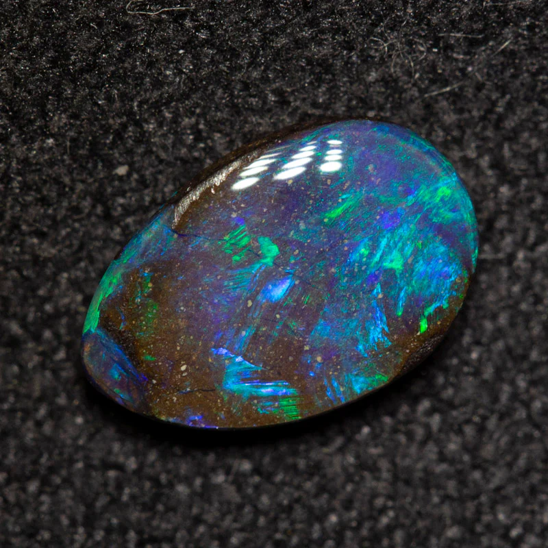 0.94 ct boulder opal 8.4x5.5x2.2mm - Image 2