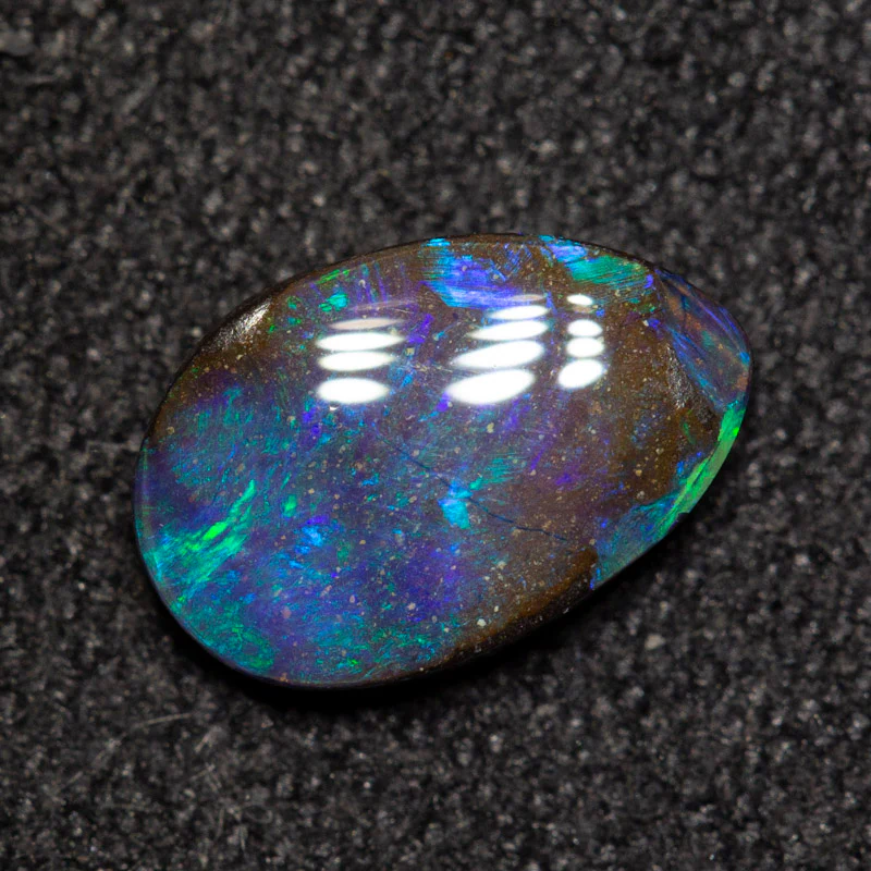 0.94 ct boulder opal 8.4x5.5x2.2mm - Image 3