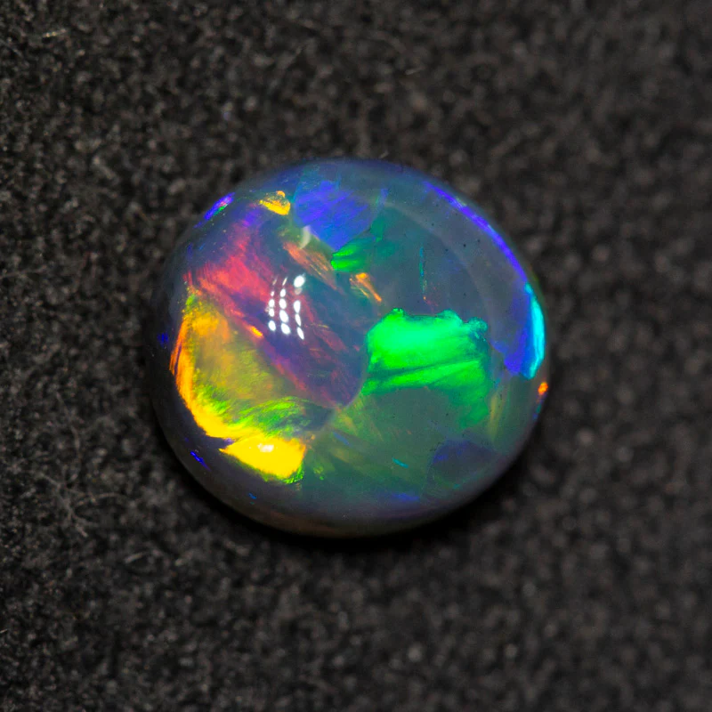 0.95 ct gem black opal 6.9x6.3x3.5mm - Image 3