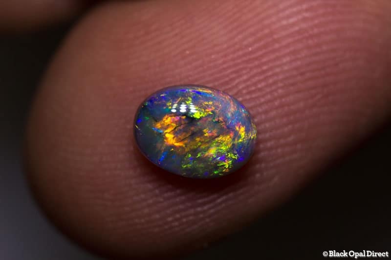 0.95 ct gem black opal 7.5x5.5x3.5mm - Image 2