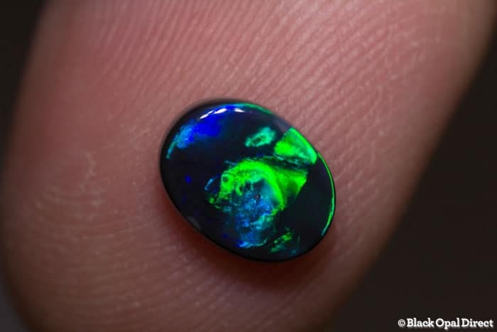 0.96 ct black opal 8x6x2.5mm - Image 2